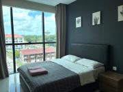 Kuching Kozi Square 2paxs Large Window CityView Infinity Pool 2E