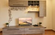 VAL DORCIA DELUXE 2, RAFFINATA CASA immersa nel verde con WiFi, giardino e parcheggio