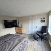 Cozy Apartment with Fjord View Þingeyri