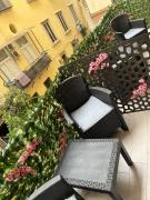 Top Naples