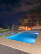 Casa campestre con piscina y Jacuzzi