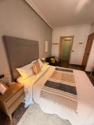 Charming Ensuite Room Near Alicante City Center
