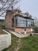 Lake Hill House