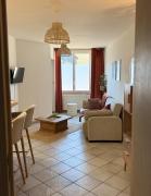 Appartement cosy au bord du canal du Nivernais