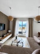 Capital Apartments - Premium luxury by the lake