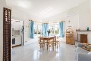 Casa Antonia: BBQ Parking - Porto Ottiolu