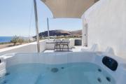 Top Akrotiri