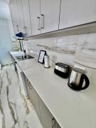 104 Gym-Complex 2 Bedroom, 2 Balconies in Universal