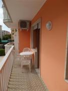 Cozy flat just 100 m from the golden beach