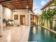 Beautiful 1-BR Villa with Pool, 800m Echo beach