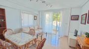 Estupendo apartamento con piscina y vistas al mar
