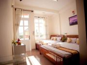 Happy Day Hotel