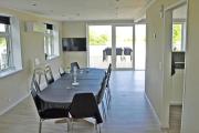 Holiday Home For Up To 12 Pople With Sea View