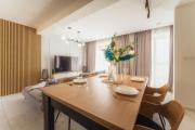 Luxury Penthouse Jacuzzi, BBQ Terrace & Pool Table