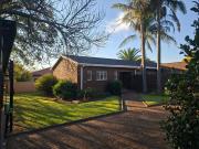 Oolele BnB Newcastle