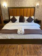 The Mountain Suites