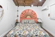 Private and Secluded Studio in Little Havana - 6V