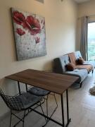 Aura Apartment