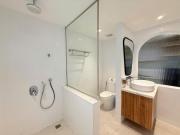 Gold Coast Luxury Apartment