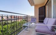 Villa 841