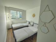 3 bedroom and salon, 5min walk to metro La Défense
