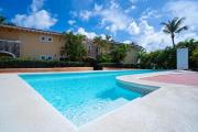 Luxe 2BR Cocotal | Smart Check-in & Piscina