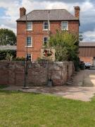 Top Tuxford