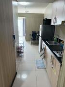 De Luxe, Standard and Studio Suites -The Breeze Residences-close to Airport,Mall of Asia, US Embassy
