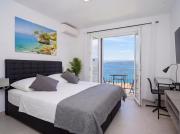 Luxury Seaview Apartment