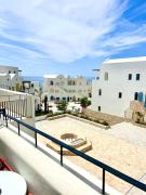 Top Himare