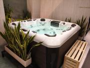Luxury studio with balcony Avenida Portugal Quito