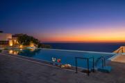 Le Dalie With Shared Pool - Happy Rentals