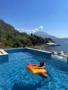 Top Bar