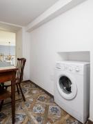 De Vivo Realty - Cocos Apartments