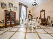 De Vivo Realty - Cocos Apartments