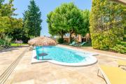 Un doux reflet de Provence piscine