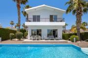 Villa Roker by Ezoria Villas