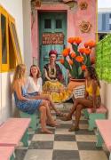 Decasa Female House