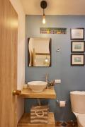 Great condo Close to everything