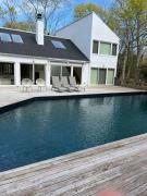 Top East Hampton