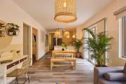 Manila 3 bedrooms 2 bathrooms Huge Balcony