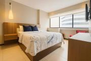 Executive and Elegant Waterfront Residence