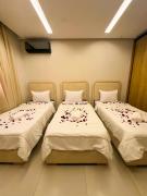 Beautiful Appartement a Gueliz - au Centre ville - front train station TGV 2 Min