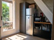 Petit duplex lumineux avec terrasse à Giens