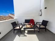Modern 2BR Townhouse in the Heart of Coín