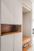 Pinecrest view apartment