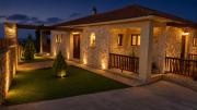 Top Agios Leon