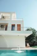 Top Himare
