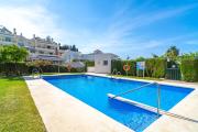 Tahiti 2 7 by Casasol - Family Apartment for 4 People near Playa Burriana, Nerja