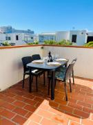 AZUR- Charmant T2 2mn de la plage Wifi Parking Terrasse